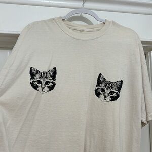 Dressed in Lala: Show me your kitties tee